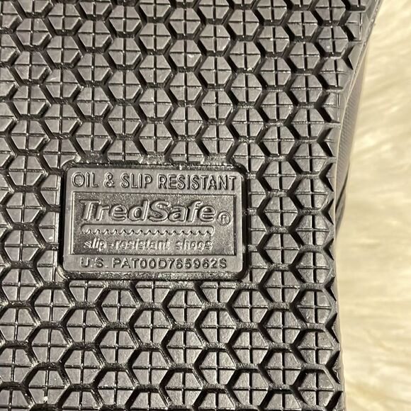 TredSafe Oil and Slip Resistant Ladies Work Shoes Black Workwear Safety Size 11 - Picture 9 of 9